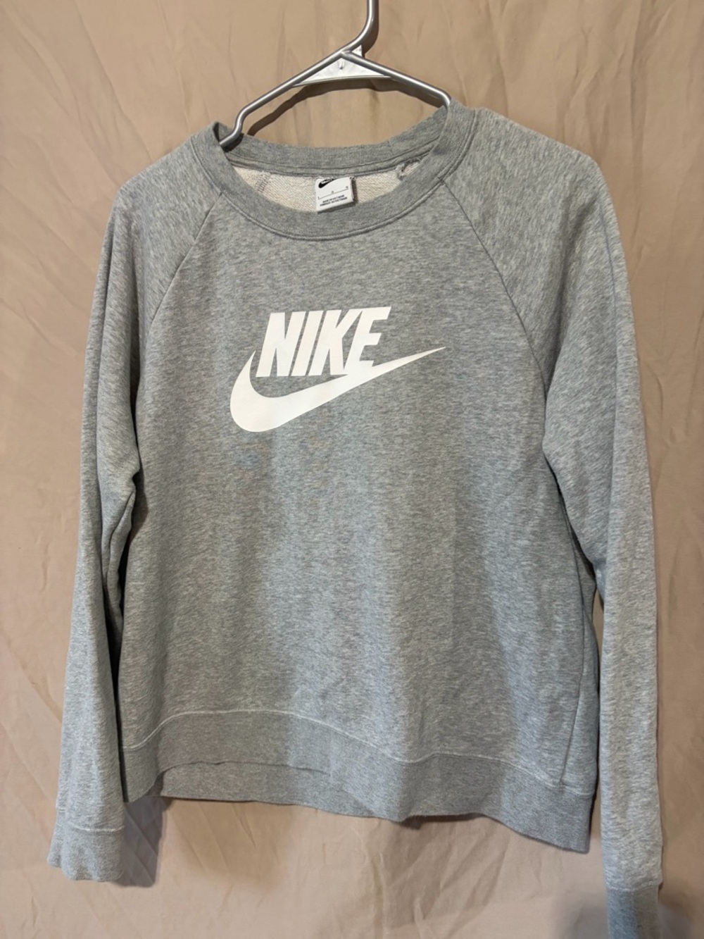 Nike crewneck